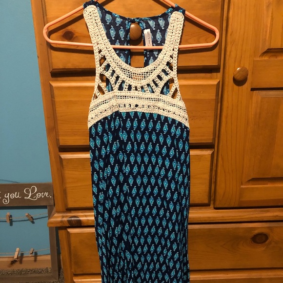 Dress - Picture 1 of 2